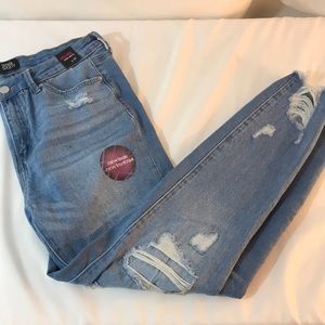 Women’s size 11 30 inch waist brand new